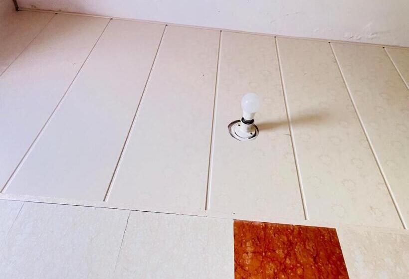 בית מלון כפרי Kalash Garden