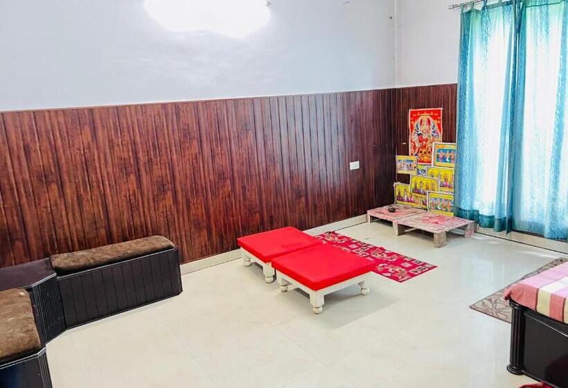 בית מלון כפרי Kalash Garden