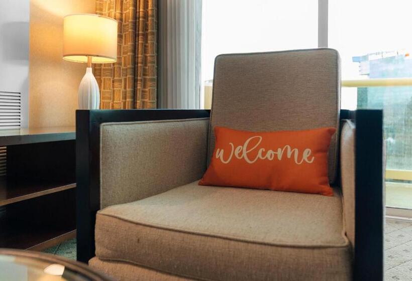 هتل Lucky Gem Penthouse & Luxury Suites At Signature Resort, Balcony Strip View 1607