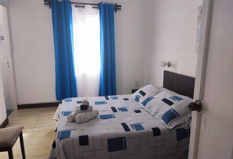 هتل Mesón Do Vento