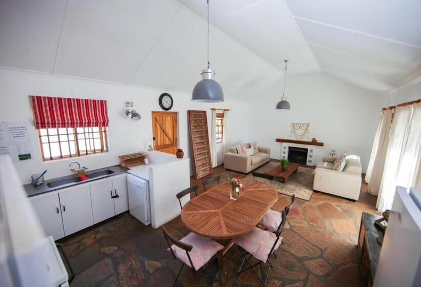 בית מלון כפרי Waterfall Farm Self Catering Cottages Citrusdal