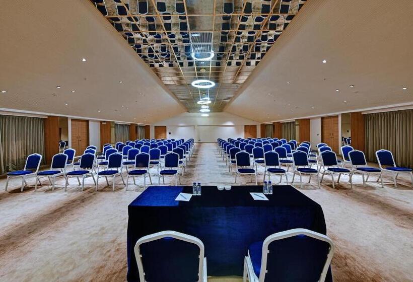 فندق Antarim Express