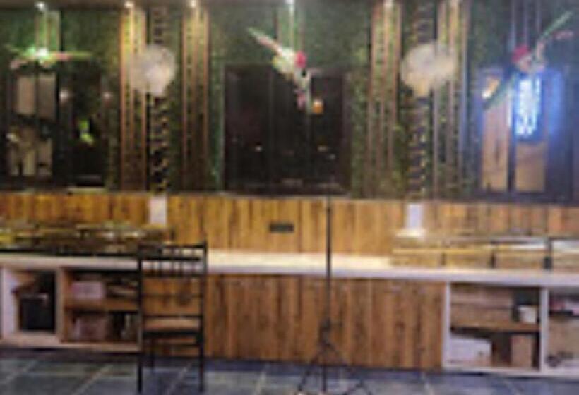 호텔 Ashirwad Inn Korba