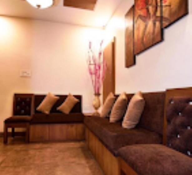 호텔 Ashirwad Inn Korba