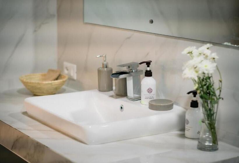 فندق Domiya Estate Ltd