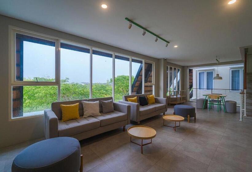 בית מלון כפרי Se.nandung Living And Space