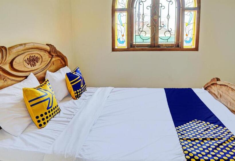 ホテル Spot On 93144 Homestay H. Syarif Syariah   Bandar Gresik 2