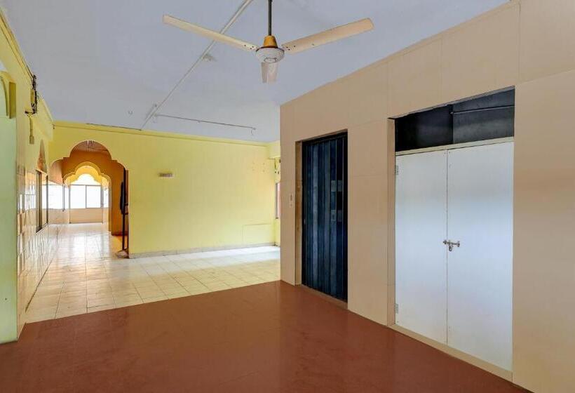 ホテル Spot On Rk