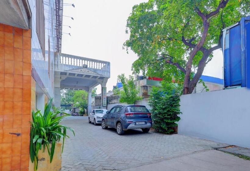 ホテル Spot On Rk