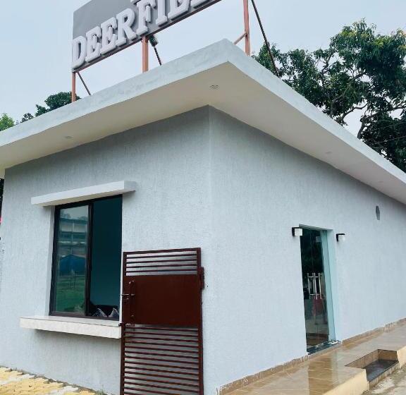 فندق The Deerfield Cottages