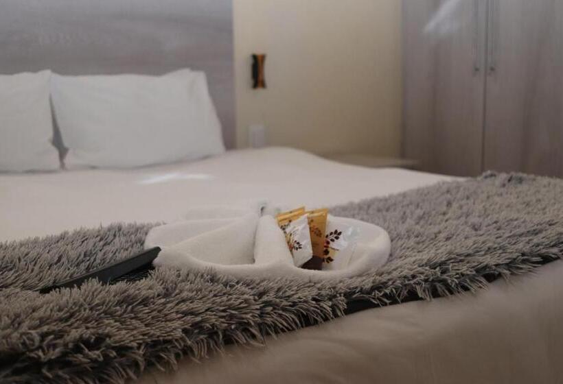 Отель The Galaxy Forest Lodge