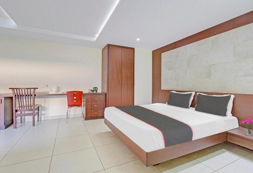 فندق Venkys Stay Inn