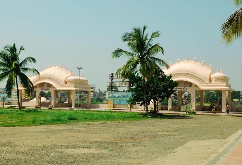 ペンション Iskcon Pandharpur S Chandrabhaga Guest House