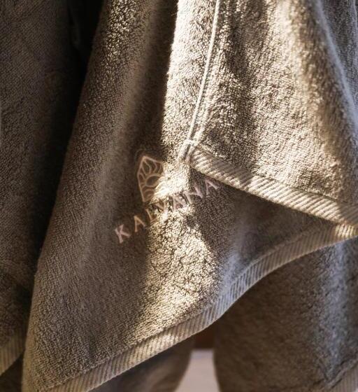 استراحتگاه Kalyana Villa Gili Air