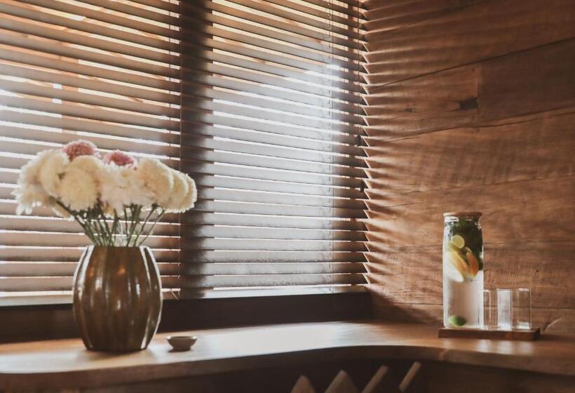 استراحتگاه Kalyana Villa Gili Air