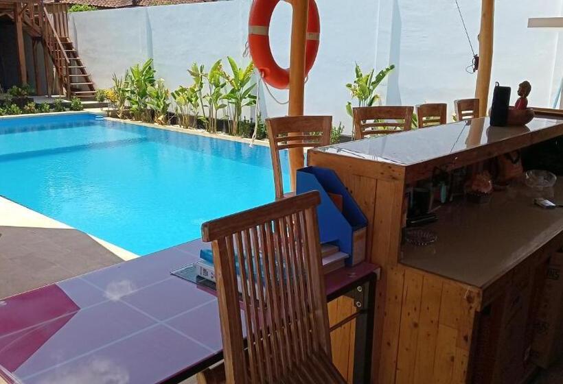 리조트 Melasti Mountain Villas Amed