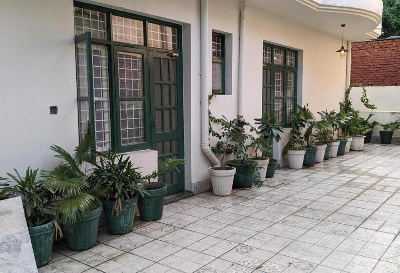 צימר 15 Verandah