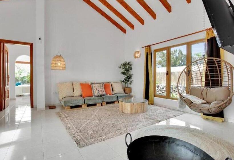 צימר Villa Amrita