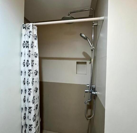 فندق Appleone Ayala Condo With Balcony