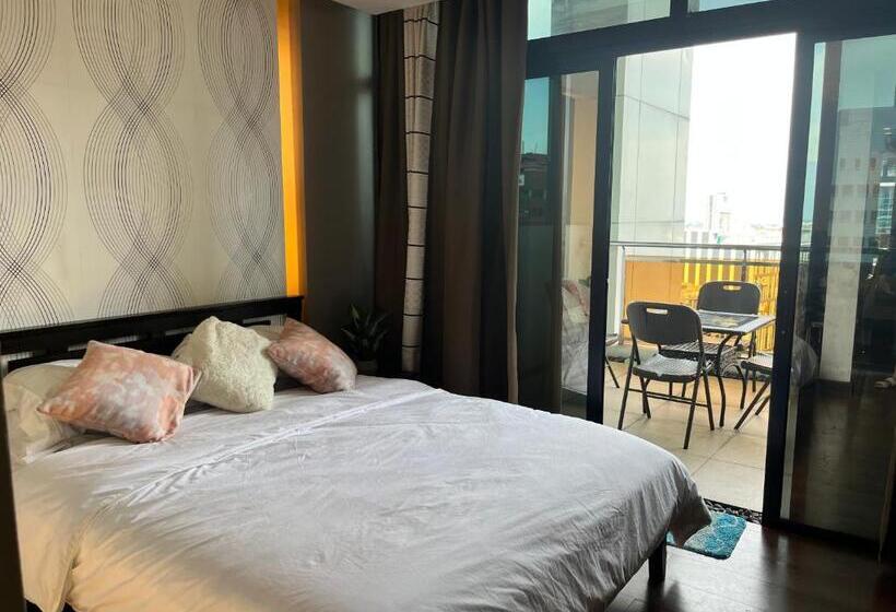 فندق Appleone Ayala Condo With Balcony