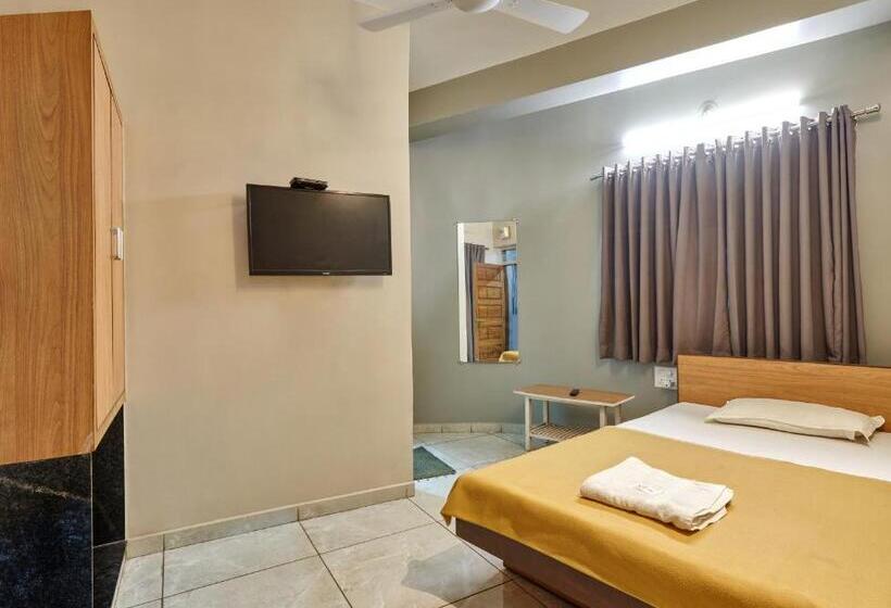 فندق Pathik  2 Star