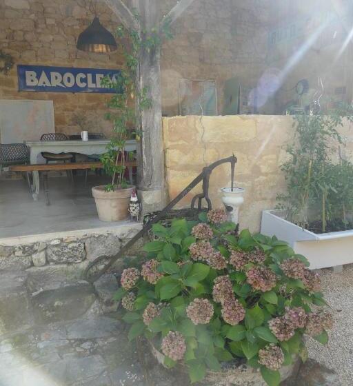 펜션 1 Rue Pasquet   A Double Room In The Main House