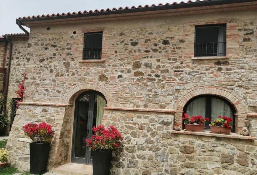 بنسيون Vecchio Casale Quercetino   Androne