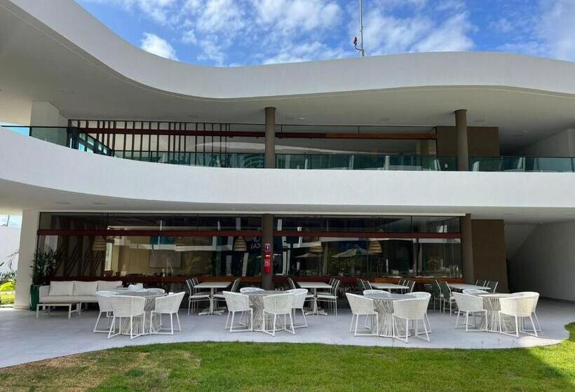 Porto Beach Resort   Makia Beach Experience