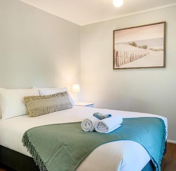 فندق Beachside On Burkitt