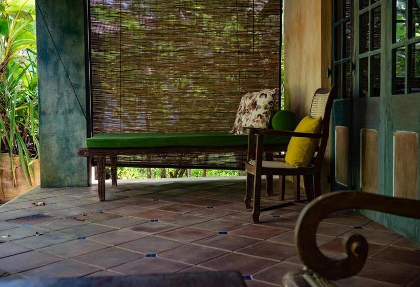 בית מלון כפרי Sama Retreats   Kosgoda