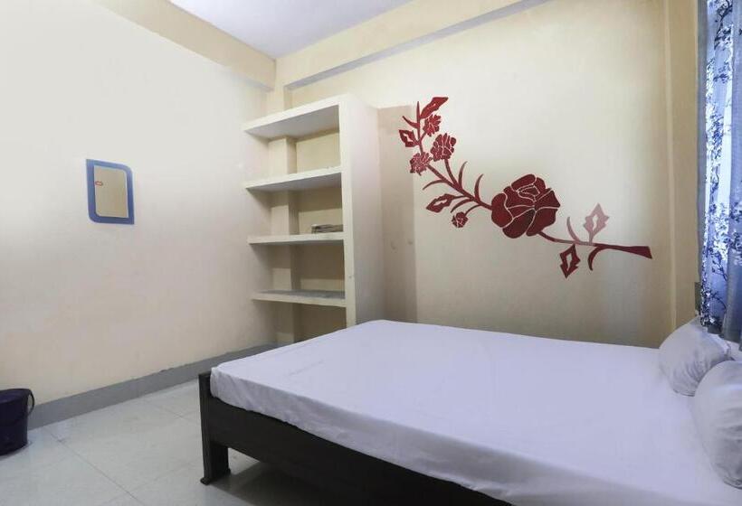 בית מלון כפרי Spot On Om Guest House