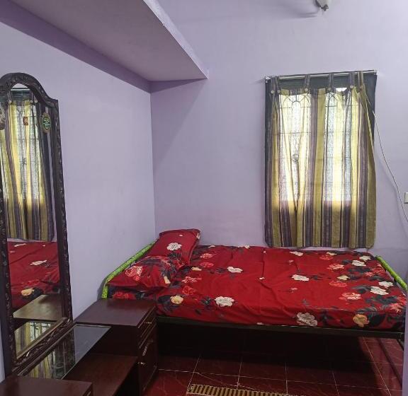 Пансион Versailles Home