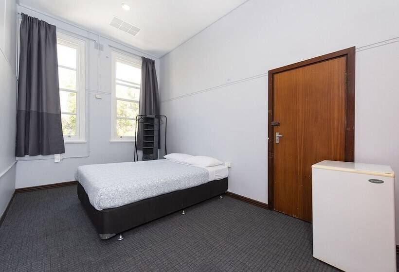 The Old Swan Barracks   Hostel