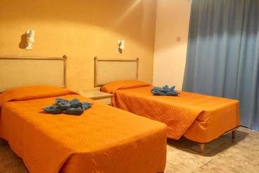 Carina Hotel Apartments