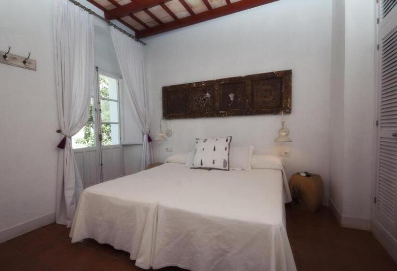 هتل Benali Guest House