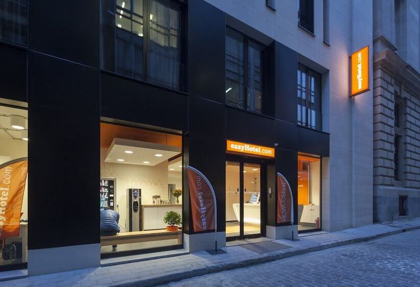 Easyhotel Brussels City Centre