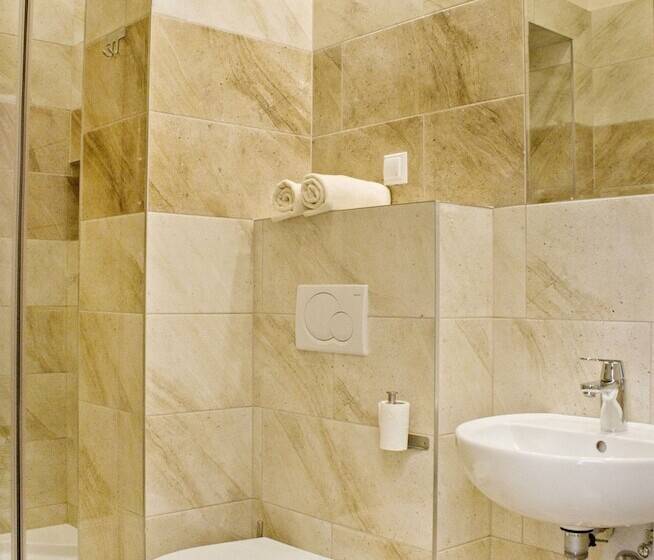 هتل Five Stars Bed&breakfast