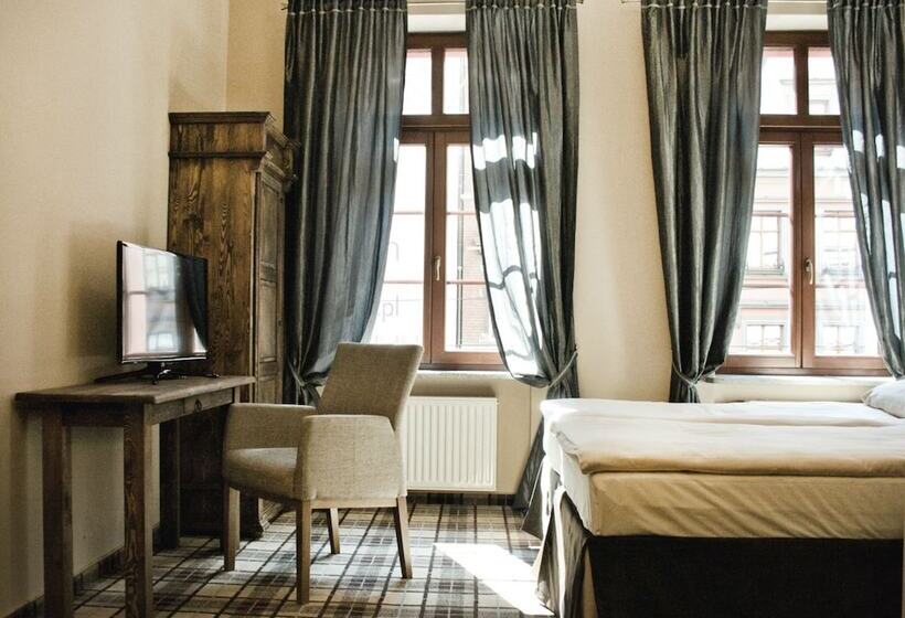 هتل Five Stars Bed&breakfast