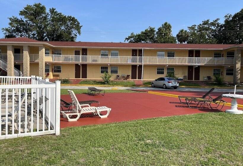 בית מלון כפרי Heritage Inn