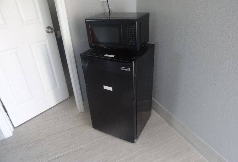 בית מלון כפרי Heritage Inn