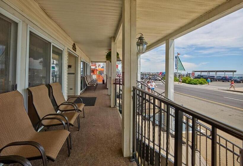 هتل Hillcrest Inn