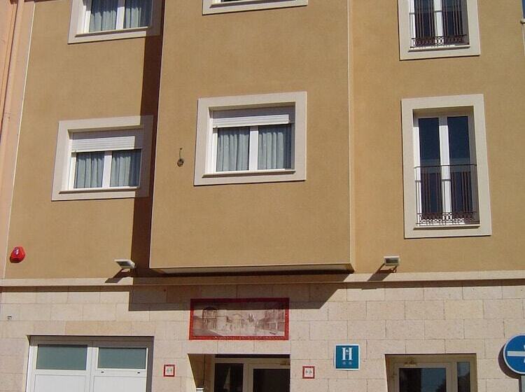 בית מלון כפרי Hostal El Estudio