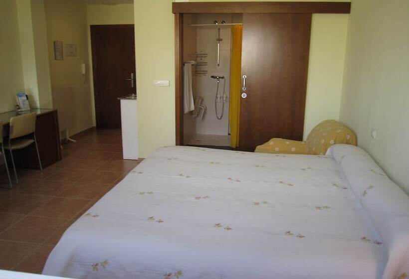 בית מלון כפרי Hostal El Estudio