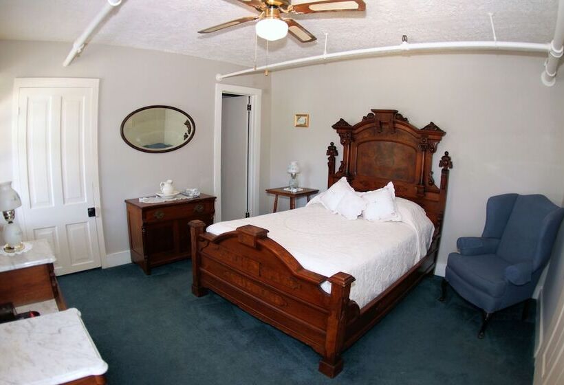 Отель Jarrett House