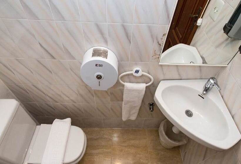 هتل Pension Salamanca