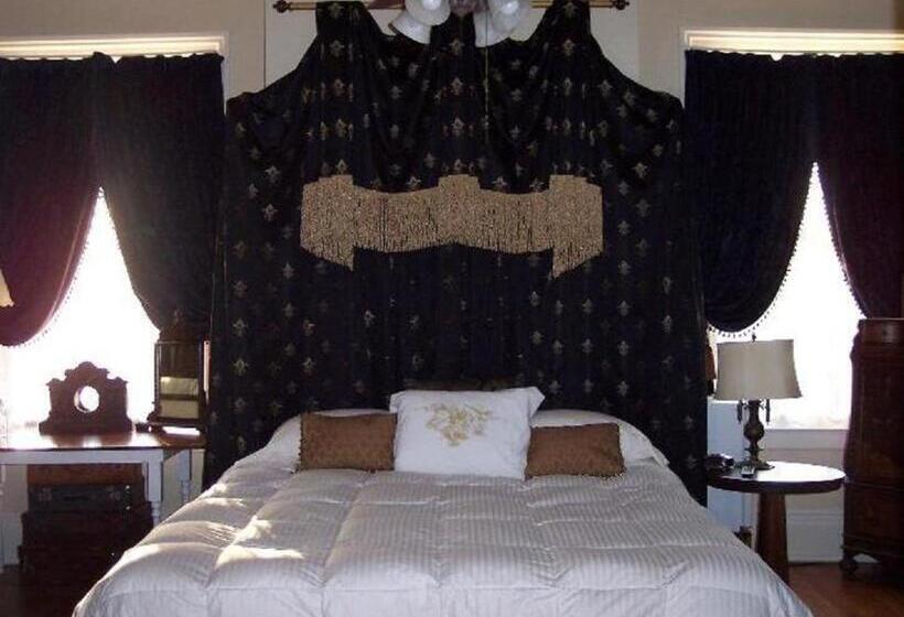 فندق Shadowlawn Bed And Breakfast
