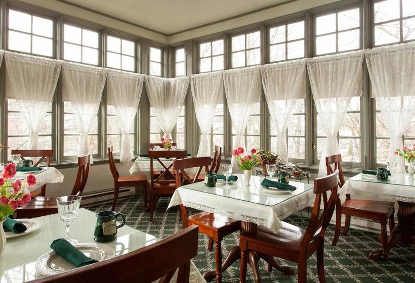 호텔 The Lafayette Inn