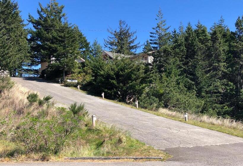 호텔 The Landmark Inn