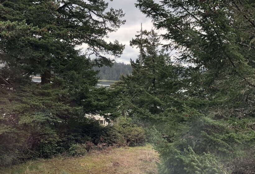 호텔 The Landmark Inn