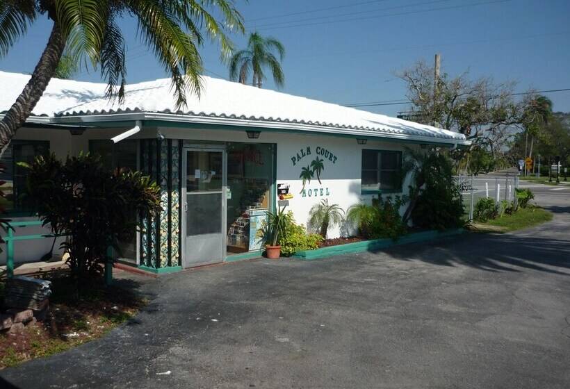 Palm Court Motel